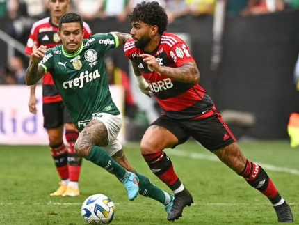 Martelo batido! Presidente do Flamengo veta troca de Gabigol por Dudu