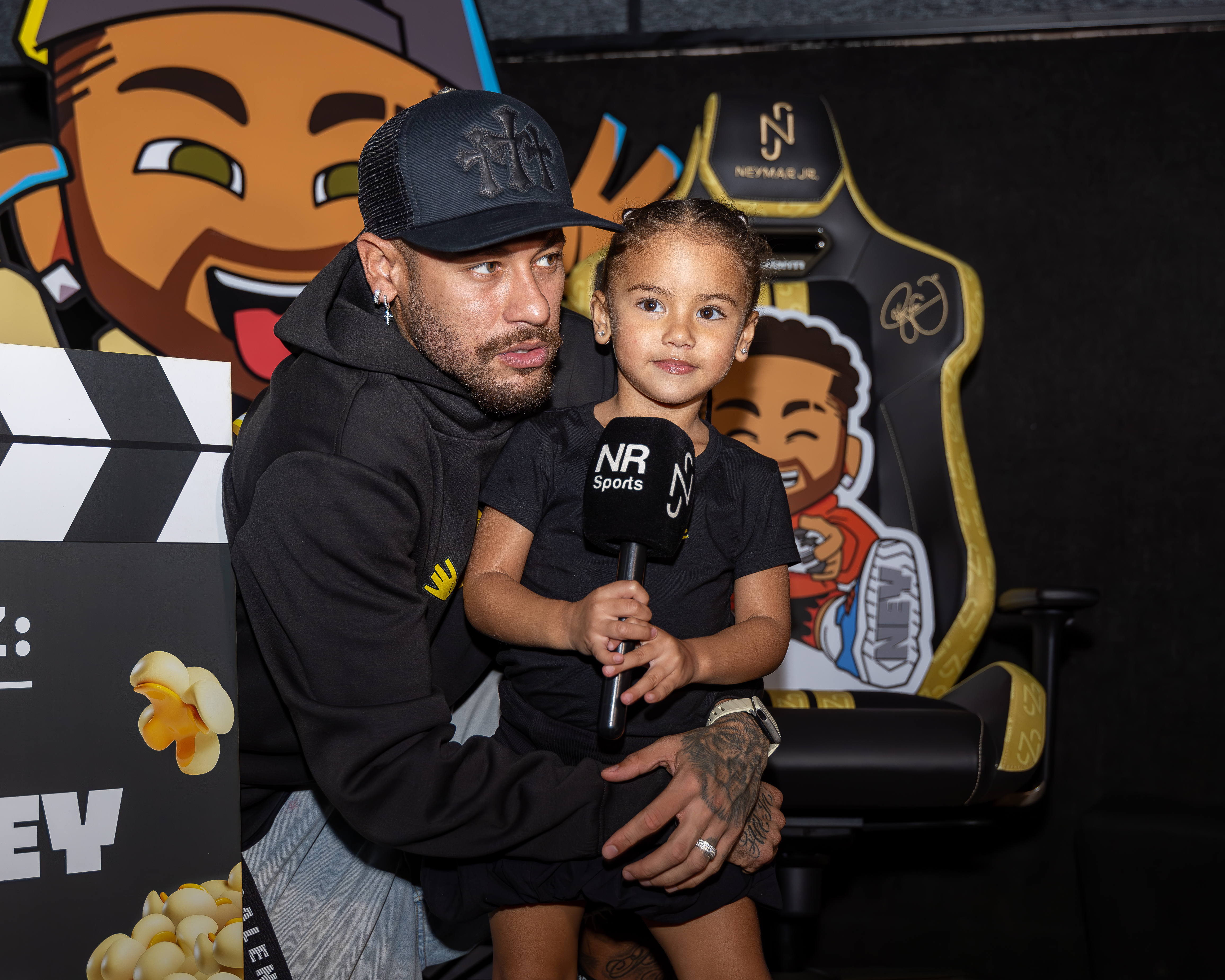 Neymar convidou amigos e família para premiere da animação "Ney Ney" / Fotos: Divulgação NR Sports
