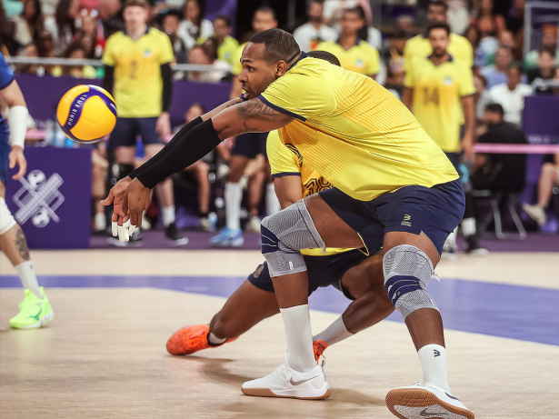 Brasil enfrenta a China nas quartas com favoritismo na Liga das Nações de vôlei