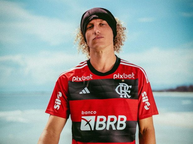 David Luiz se pronuncia sobre caso de envolvimento extraconjugal