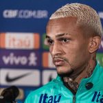 Mais um corte? Wesley sente a coxa e pode desfalcar Seleção Brasileira contra a Bolívia