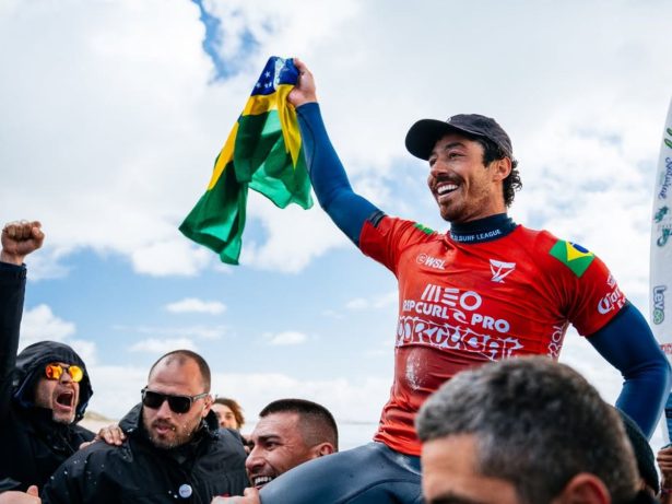 WSL: Yago Dora garante liderança no ranking do Circuito Mundial e rival é eliminado