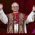 Cardeal Robert Prevost é eleito Papa Leão XIV; entenda o significado do nome