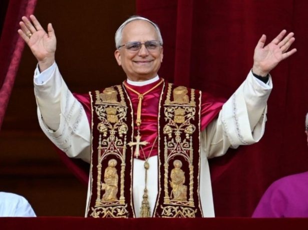 Cardeal Robert Prevost é eleito Papa Leão XIV; entenda o significado do nome