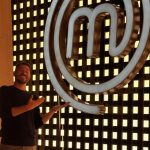 Evaristo Costa posta foto no MasterChef Brasil; saiba qual será sua participação