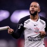 Corinthians realiza reunião com Memphis Depay após ausência em treino