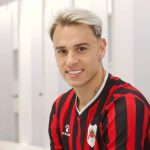 Grêmio envia nova proposta para contratar atacante Róger Guedes