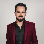 Luciano Camargo celebra novo single Gospel e anuncia contrato com Allan Caramaschi