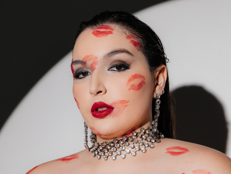 Cantora carioca Catha vai se apresentar após show de Madonna em Copacabana
