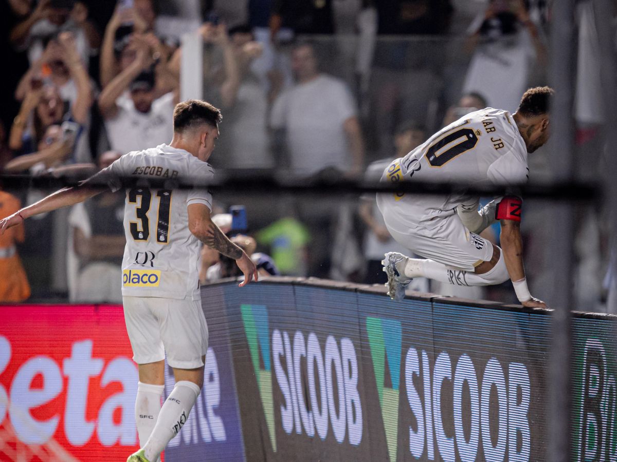 Reprodução/X: @santosfc Reprodução/X: @santosfc