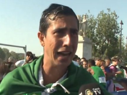 Caio Bonfim dá entrevista emocionante após ganhar a prata na marcha atlética