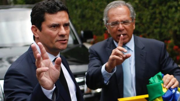 Paulo Guedes e Sérgio Moro foram alertados sobre fraudes no INSS durante gestão de Bolsonaro