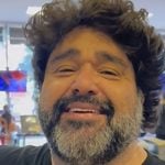Fabiano, da dupla com César Menotti, sofre acidente e capota carro a caminho do Rio