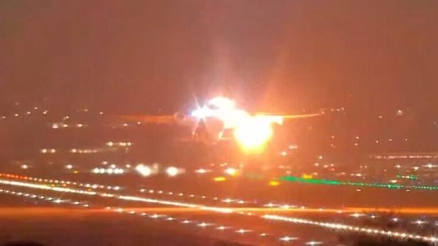 Motor de avião explode após decolagem e piloto realiza pouso de emergência em Guarulhos