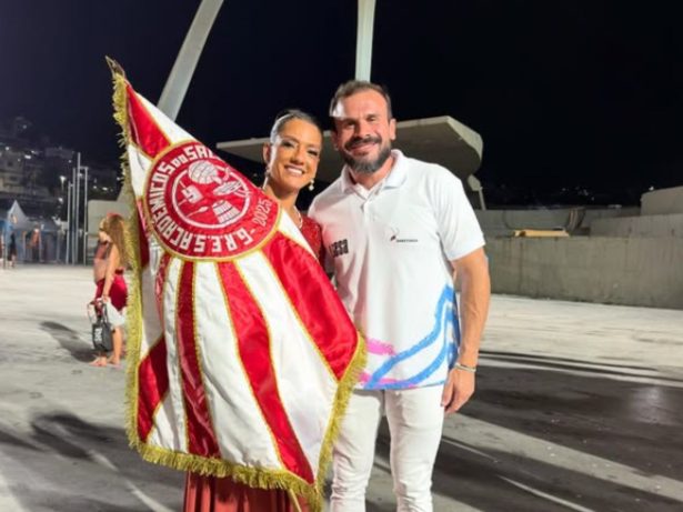Após renovar contrato, porta-bandeira Marcella Alves deixa o Salgueiro e vai para a Viradouro