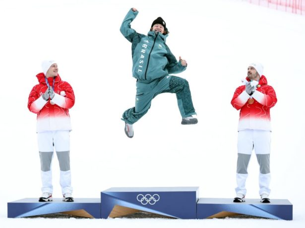 Jogos de Inverno: Lucas Pinheiro cai e fica fora da disputa por outra medalha nas Olimpíadas