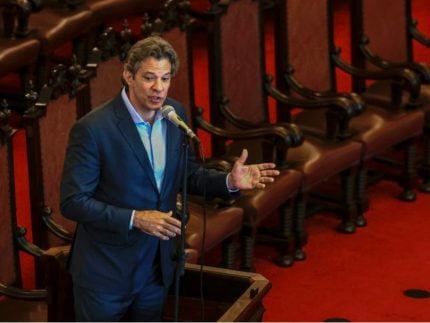 Após derrota do IOF, Haddad diz que é “hora de vestir o uniforme do embate”