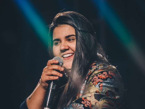 “Eu, Yasmin Santos”: Novo projeto da cantora será gravado na Vibra São Paulo