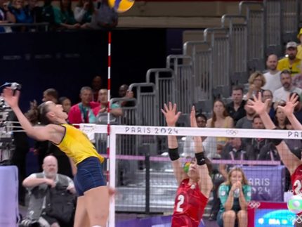 Brasil ganha do Japão no vôlei feminino e garante vaga nas quartas de final