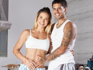 Virginia e Zé Felipe no anúncio da terceira gravidez