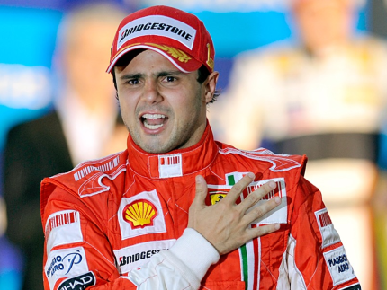Felipe Massa vende macacões da Ferrari e arrecada R$ 1,5 mi para ajudar vítimas no RS