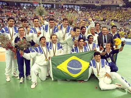 Seleção Brasileira que conquistou o ouro em Barcelona 1992. (Reprodução)