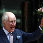 Rei Charles ultrapassa fortuna de sua mãe Rainha Elizabeth. Saiba quanto!