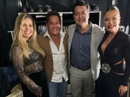 Viúva de Leandro curte show de Leonardo com o atual marido