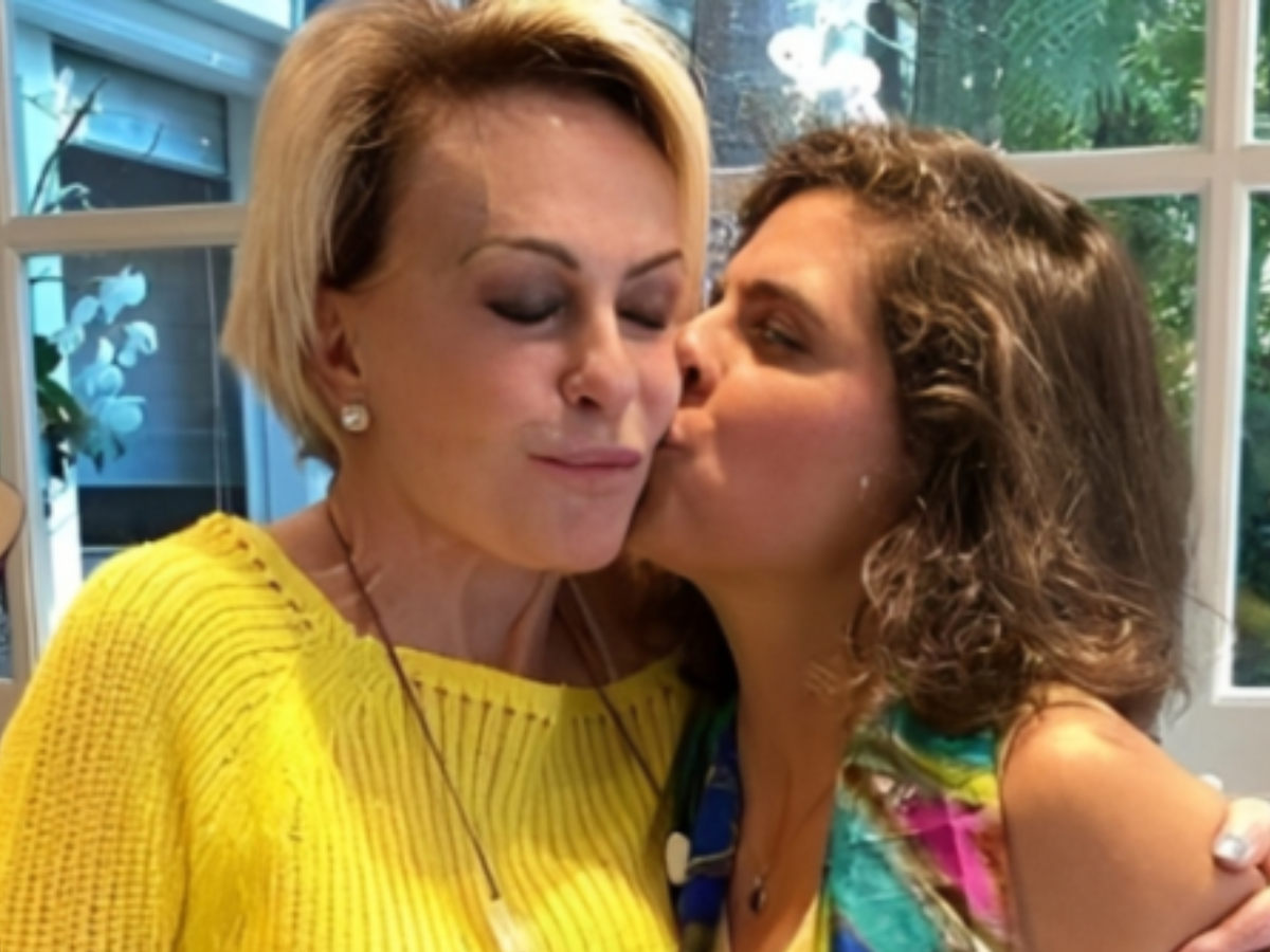 Filha de Ana Maria Braga resgata foto de 25 anos atrás e faz reflexão: "orgulho da minha mãe" 1 431fb89a marianamaffeis capa