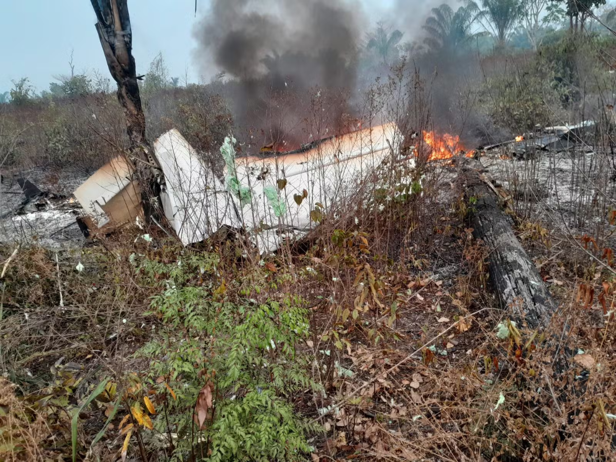 Avião de pequeno porte cai na zona rural de Mato Grosso e deixa cinco mortos

Crédito: Reprodução/Internet