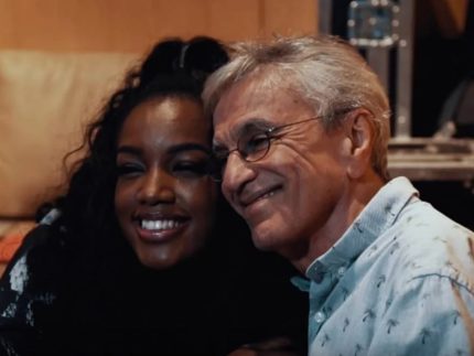 Iza é homenageada por Caetano Veloso e Maria Bethânia em estreia de turnê