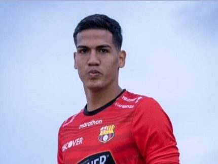 Justin Cornejo, goleiro do Barcelona de Guayaquil, morre aos 20 anos