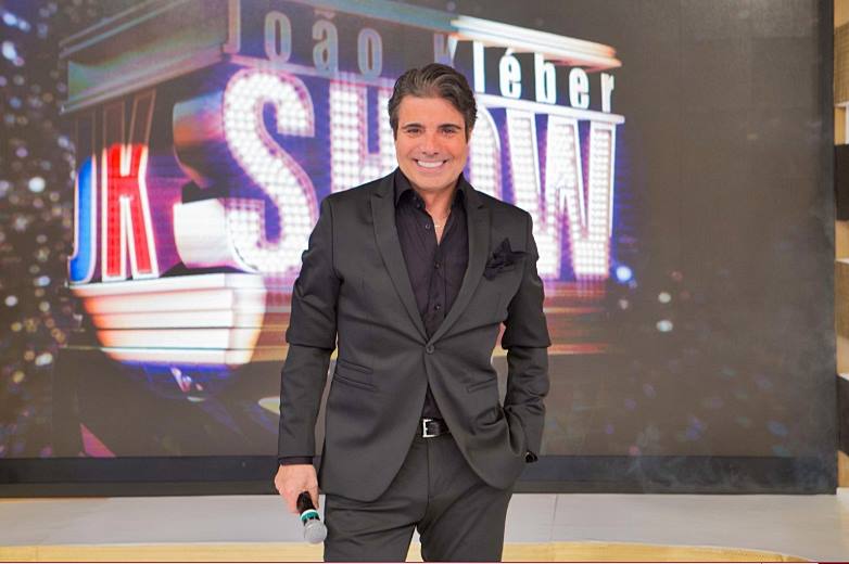 João Kleber estreou na RedeTV! em 1999, após trabalhos na Band, Rede Manchete e Globo (Divulgação)