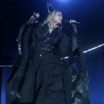 Começou! Madonna sobe ao palco do The Celebration Tour Brasil e fãs deliram