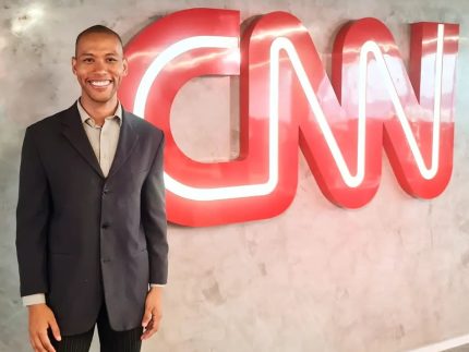 Izaías Godinho, repórter da CNN Brasil em Brasília, passa por cirurgia de risco nesta quinta-feira (27/06) (Reprodução: Instagram)