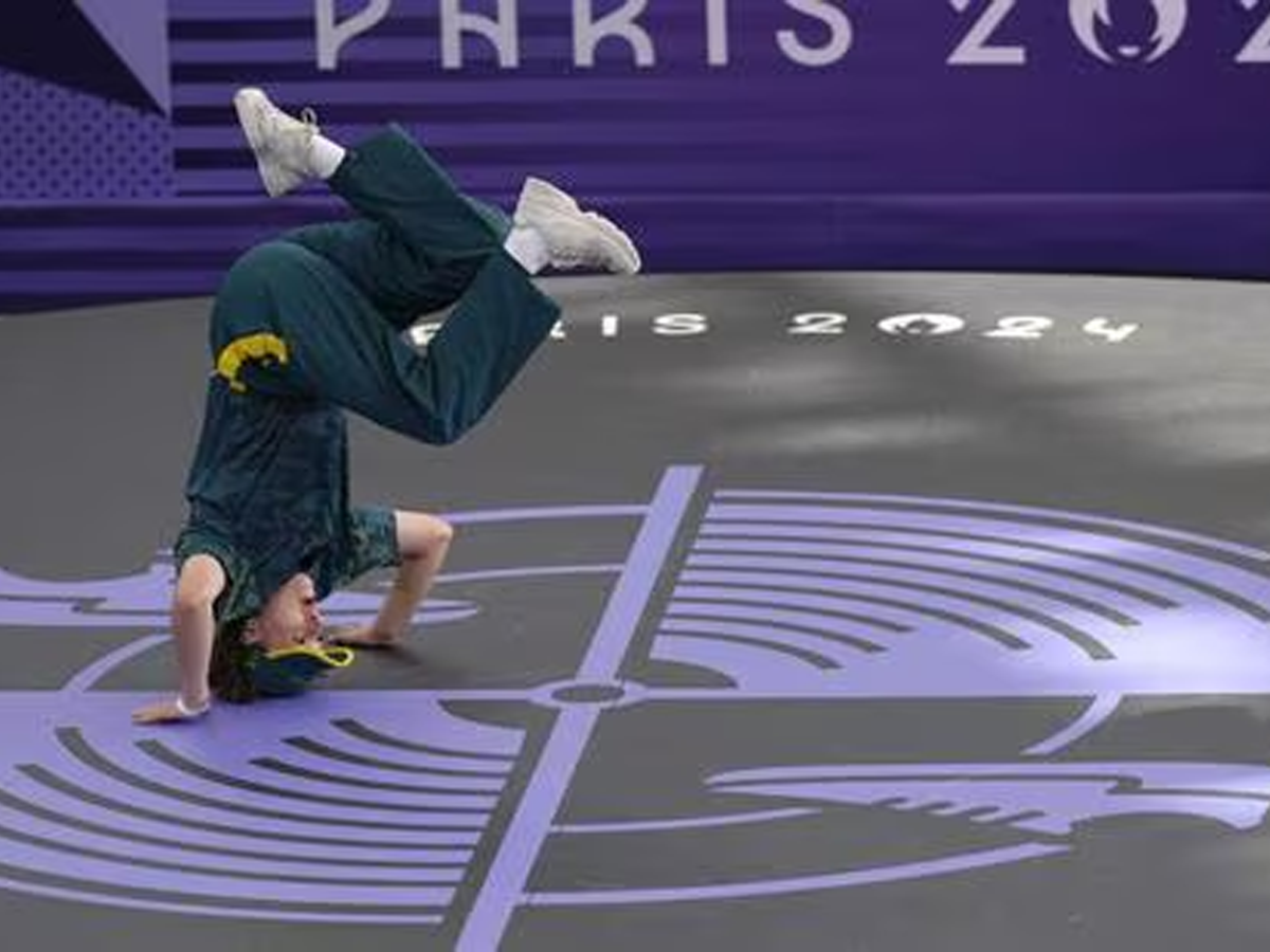 Rachel Gunn representou a Austrália no break dance e viralizou na web (Reprodução)