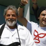 Alfonso Herrera, ex-RBD, demonstra apoio ao Brasil após anúncio de tarifa dos EUA