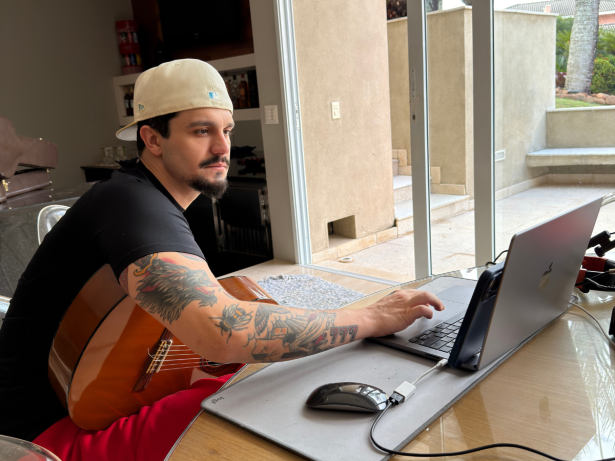 Luan Santana anuncia novidades para 2026 e detalhes de nova turnê em live neste domingo