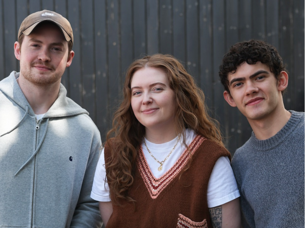 Filme de “Heartstopper”, que será o desfecho da série, começa a ser gravado