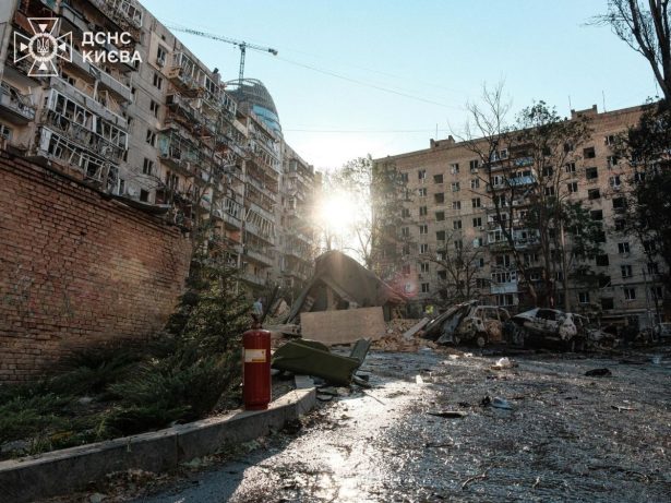 Rússia faz maior ofensiva contra Kiev desde o início da guerra e deixa ao menos 13 mortos