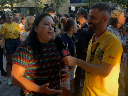 Rosa Santos, mãe de Rebeca Andrade, se emociona ao falar sobre chances de medalha da filha