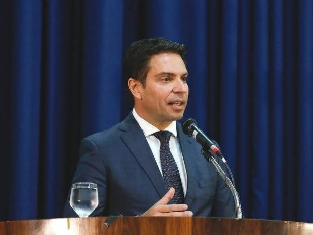 Após abandonar o país, Alexandre Ramagem tem prisão decretada pelo STF