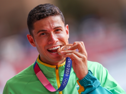 Thiago Braz tem duas medalhas em Olimpíadas e quer repetir o feito em Paris 2024. Foto: Reprodução