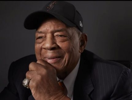 Willie Mays, um dos maiores atletas de beisebol, morre aos 93 anos