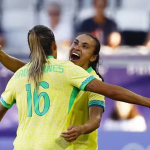 Futebol feminino: Brasil supera Nigéria com boa atuação de Marta em estreia