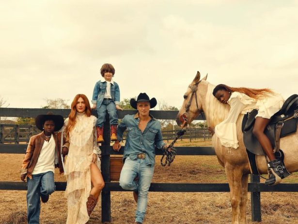 Gio Ewbank e Bruno Gagliasso fazem ensaio “country” em família: “Nada mais precioso”