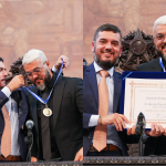 Belo é homenageado e recebe Medalha Tiradentes, maior honraria da Assembleia do Rio