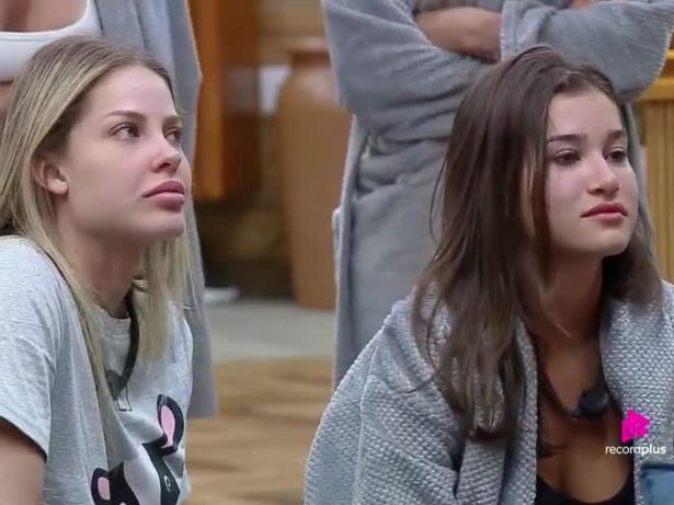 Treta de ex-peoas: Saory e Duda Wendling trocam acusações e expõem conversas nas redes
