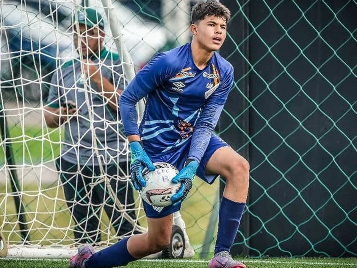 Bruninho, filho de Eliza Samúdio, em atuação no Athletico-PR (Reprodução)