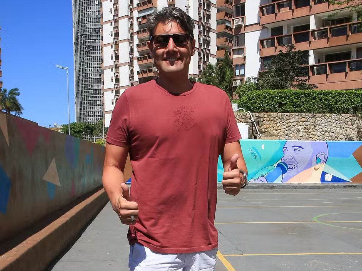 Bruno De Luca vota na Barra da Tijuca no Rio de Janeiro / Foto: Fabricio Pioyani / Ag News